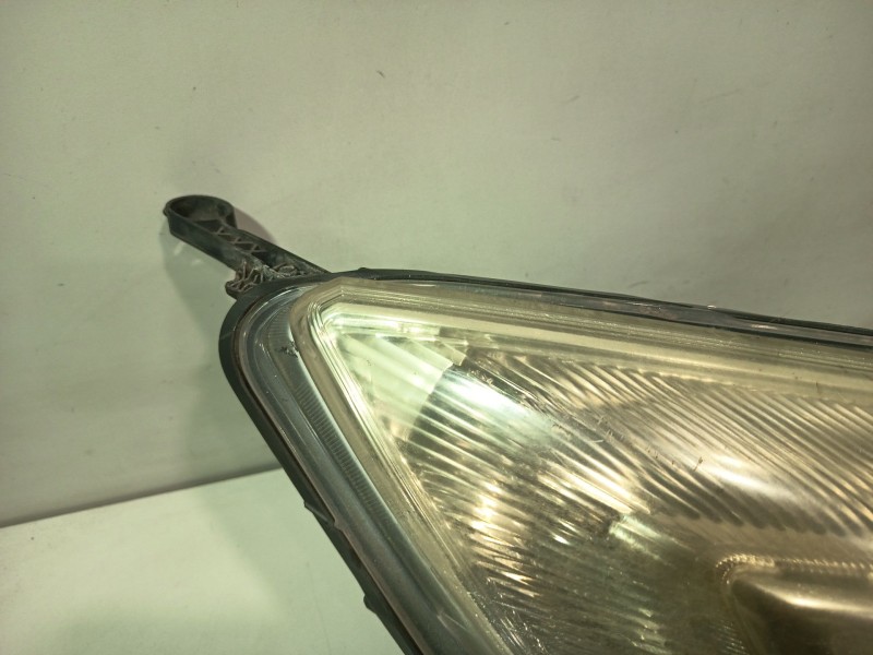 Recambio de faro derecho para opel astra j (p10) 1.4 (68) referencia OEM IAM 13253647  