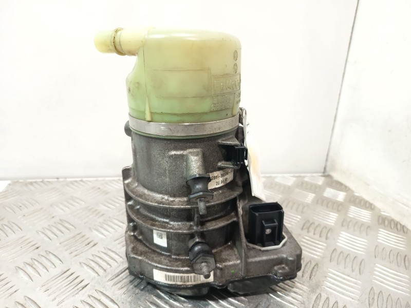Recambio de bomba servodireccion para ford s-max (wa6) 2.0 tdci referencia OEM IAM BG913K514FD 1680691 