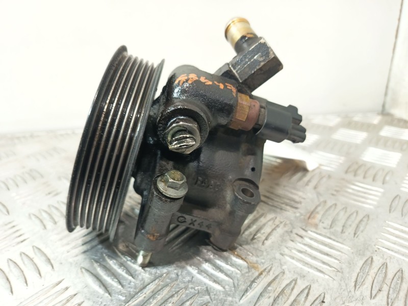 Recambio de bomba servodireccion para ford focus i (daw, dbw) 2.0 16v referencia OEM IAM 1373802  