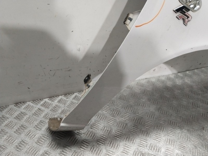 Recambio de aleta delantera derecha para seat toledo ii (1m2) 1.9 tdi referencia OEM IAM 1M0821022  