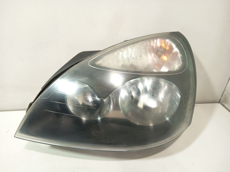 Recambio de faro izquierdo para renault clio ii (bb_, cb_) 1.2 lpg referencia OEM IAM 15601700LI  