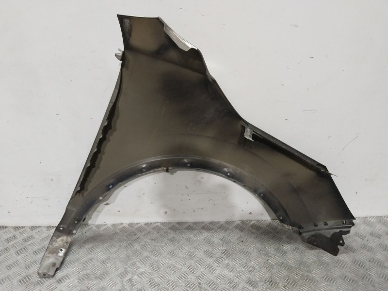 Recambio de aleta delantera izquierda para nissan qashqai ii (j11, j11_) 1.6 dci referencia OEM IAM F3A014EAMB  