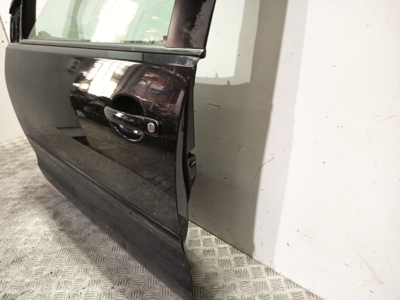 Recambio de puerta delantera derecha para volkswagen polo iv (9n_, 9a_) 1.4 16v referencia OEM IAM 6Q4831056P  
