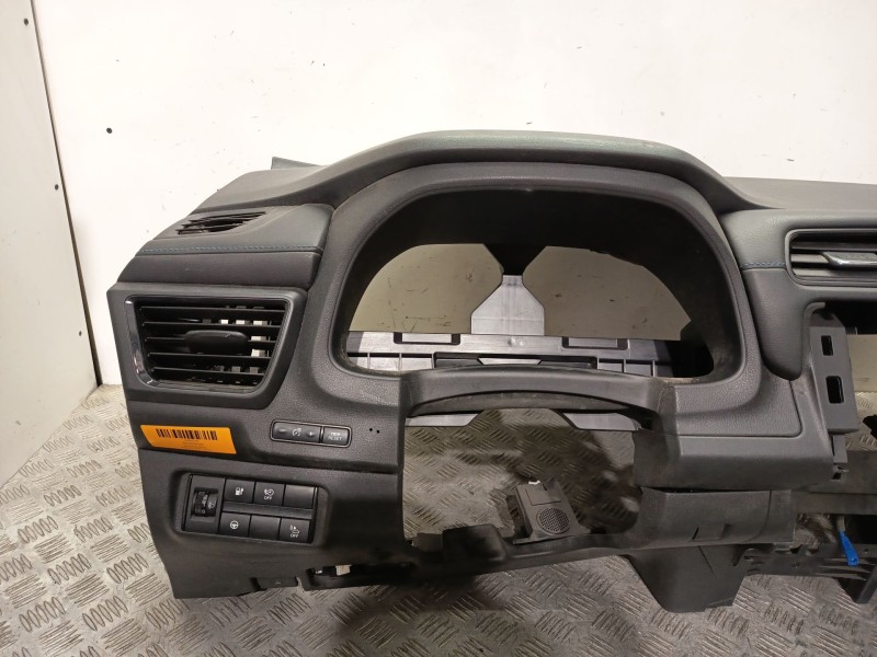 Recambio de salpicadero para nissan leaf (ze1) electric referencia OEM IAM 682005SH0B  