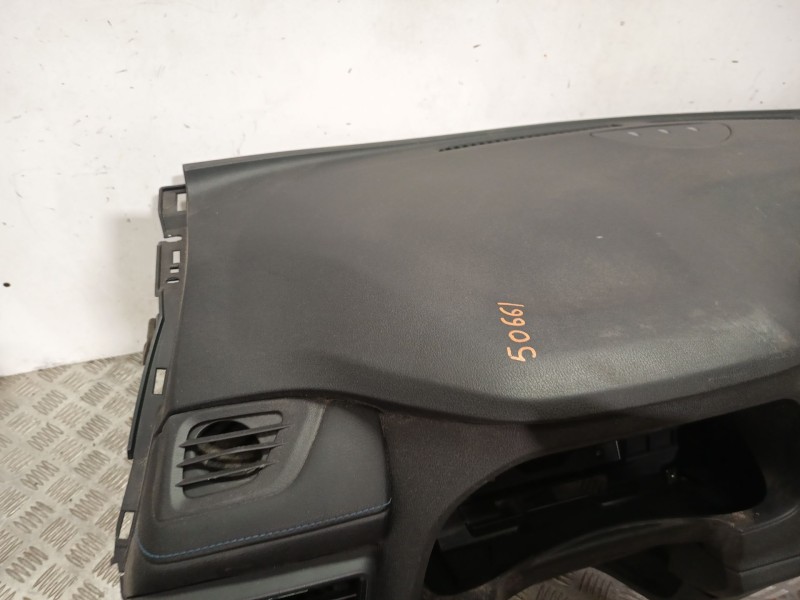 Recambio de salpicadero para nissan leaf (ze1) electric referencia OEM IAM 682005SH0B  