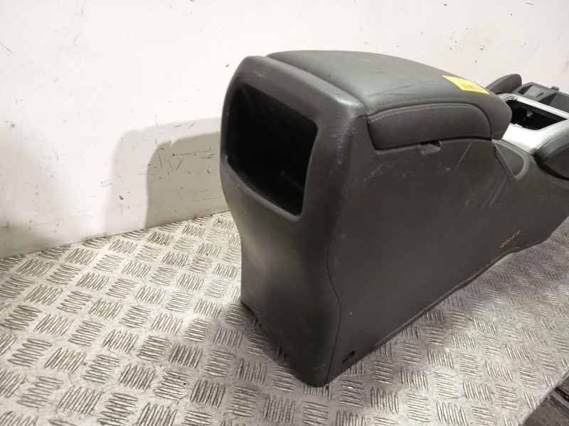 Recambio de consola central para nissan qashqai ii (j11, j11_) 1.6 dci referencia OEM IAM 969104EH3C  
