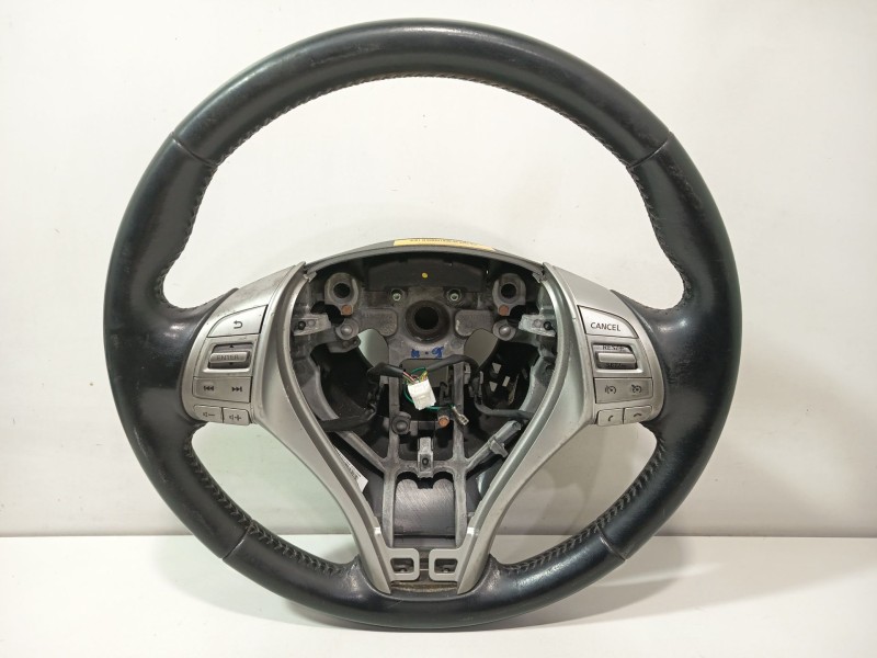 Recambio de volante para nissan qashqai ii (j11, j11_) 1.6 dci referencia OEM IAM 34221157A  