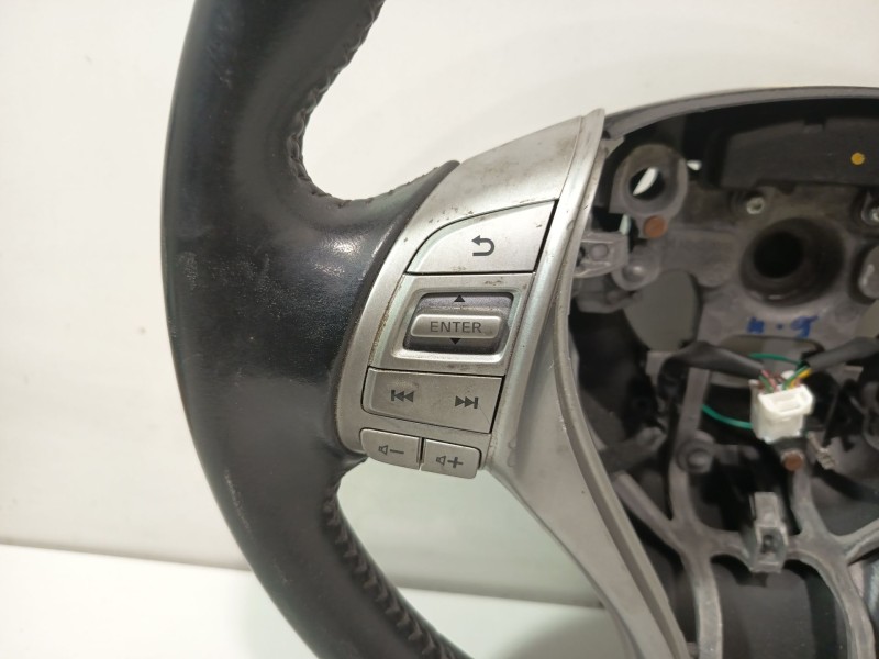 Recambio de volante para nissan qashqai ii (j11, j11_) 1.6 dci referencia OEM IAM 34221157A  