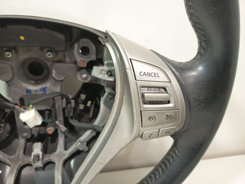 Recambio de volante para nissan qashqai ii (j11, j11_) 1.6 dci referencia OEM IAM 34221157A  