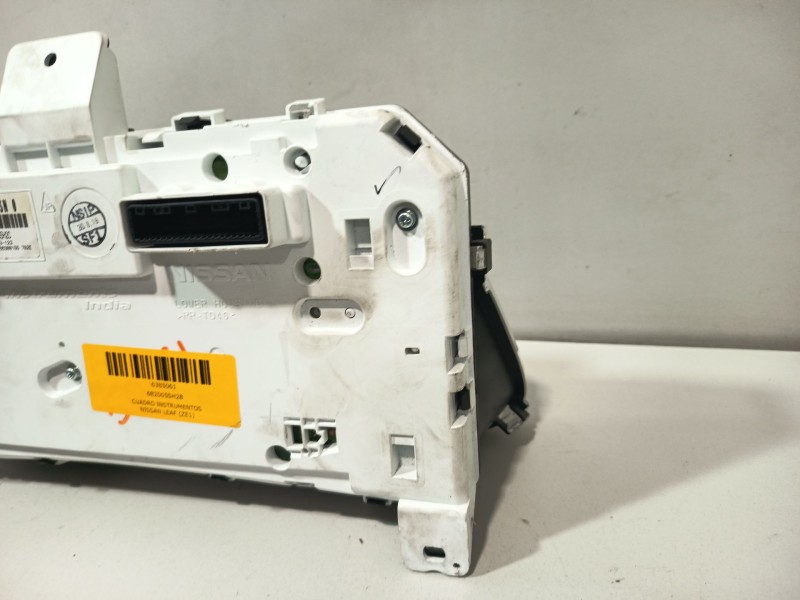 Recambio de cuadro instrumentos para nissan leaf (ze1) electric referencia OEM IAM 682005SH2B  
