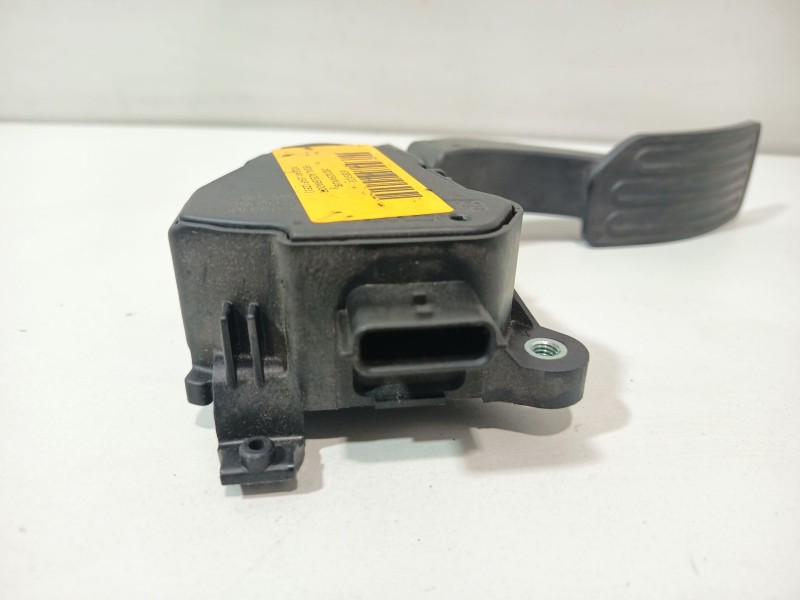 Recambio de pedal acelerador para nissan leaf (ze1) electric referencia OEM IAM 180025WN1B  
