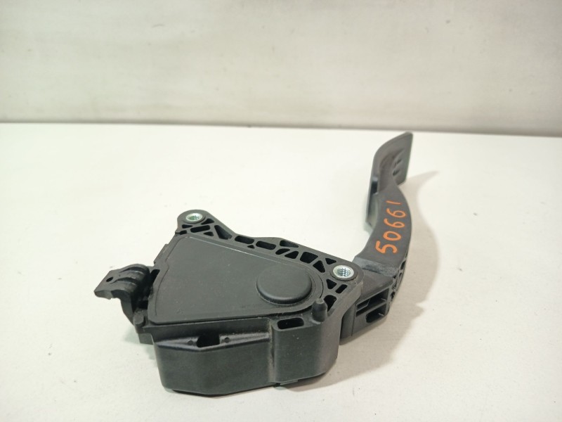Recambio de pedal acelerador para nissan leaf (ze1) electric referencia OEM IAM 180025WN1B  