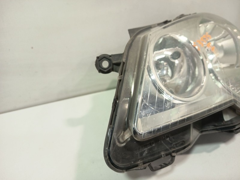 Recambio de faro izquierdo para volkswagen polo iv (9n_, 9a_) 1.4 16v referencia OEM IAM 6Q1941007AK  