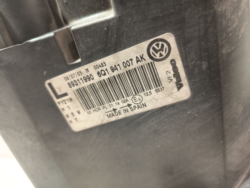 Recambio de faro izquierdo para volkswagen polo iv (9n_, 9a_) 1.4 16v referencia OEM IAM 6Q1941007AK  