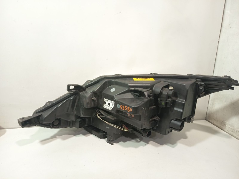 Recambio de faro derecho para nissan qashqai ii (j11, j11_) 1.6 dci referencia OEM IAM 260104EH2A  