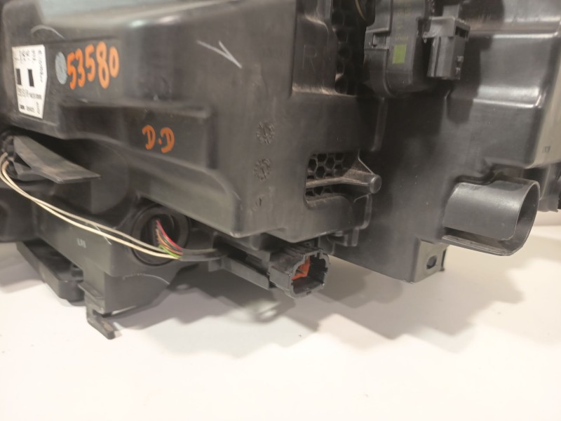 Recambio de faro derecho para nissan qashqai ii (j11, j11_) 1.6 dci referencia OEM IAM 260104EH2A  