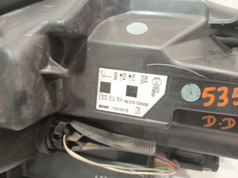 Recambio de faro derecho para nissan qashqai ii (j11, j11_) 1.6 dci referencia OEM IAM 260104EH2A  