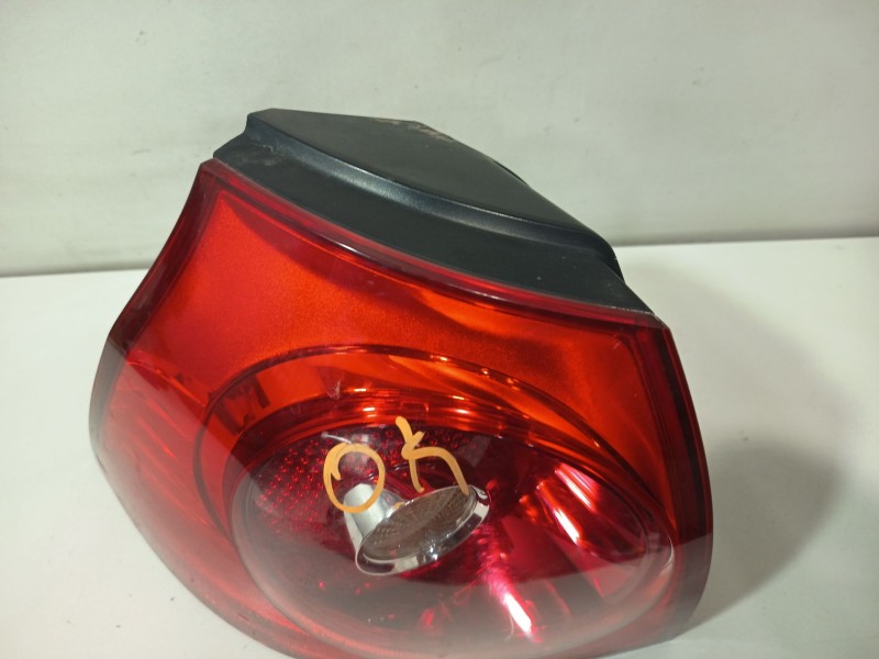 Recambio de piloto trasero izquierdo para volkswagen golf v (1k1) 1.9 tdi referencia OEM IAM 1K6945111C  