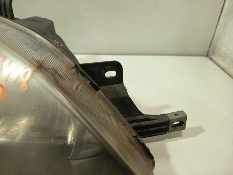 Recambio de faro derecho para chevrolet lacetti (j200) 1.6 referencia OEM IAM 96458810  