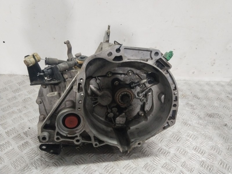 Recambio de caja cambios para nissan micra iii (k12) 1.2 16v referencia OEM IAM JH3103 32010AX603 