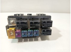 Recambio de caja reles / fusibles para chevrolet nubira sedán 2.0 d referencia OEM IAM 96451738  