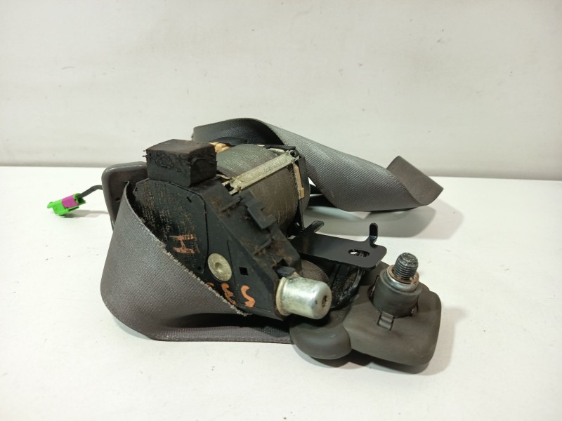 Recambio de cinturon seguridad delantero izquierdo para chevrolet nubira sedán 2.0 d referencia OEM IAM 96616644  