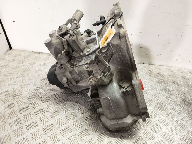 Recambio de caja cambios para opel astra j (p10) 1.4 (68) referencia OEM IAM 55565177  