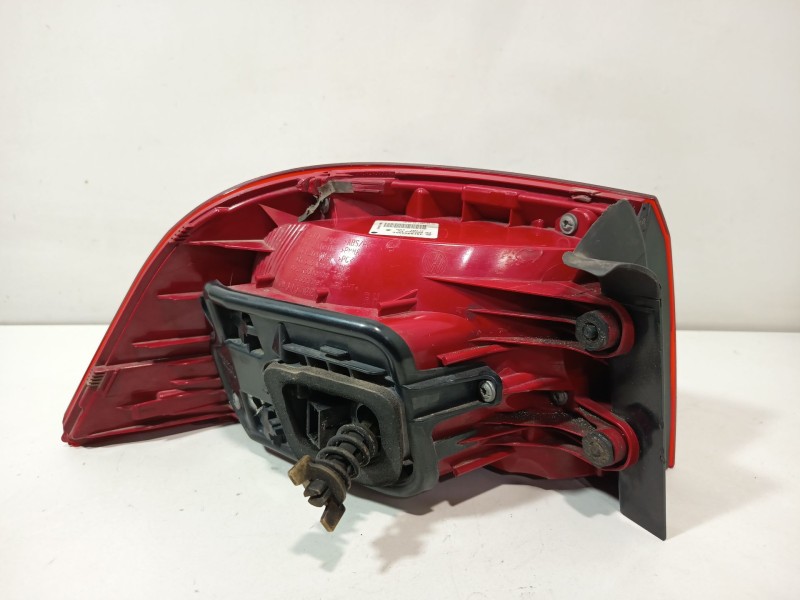 Recambio de piloto trasero derecho para volkswagen passat b7 variant (365) 2.0 tdi referencia OEM IAM 3AF945096C  