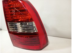Recambio de piloto trasero derecho para kia sportage ii (je_, km_) 2.0 16v 4wd referencia OEM IAM 924021F011   2