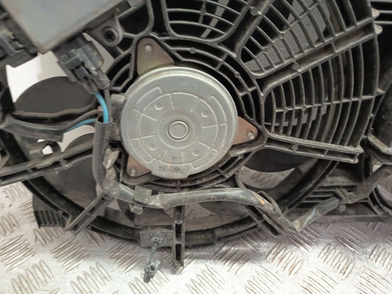 Recambio de electroventilador para nissan nv200 / evalia autobús e-nv (me0m) referencia OEM IAM 214813NL1A  