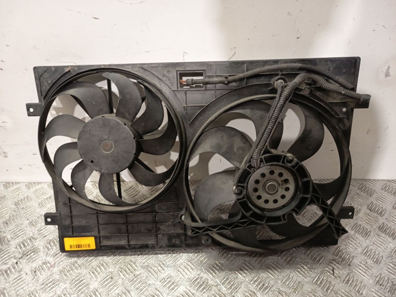 Recambio de electroventilador para volkswagen polo iv (9n_, 9a_) 1.4 16v referencia OEM IAM 881062023 6E0959455A 