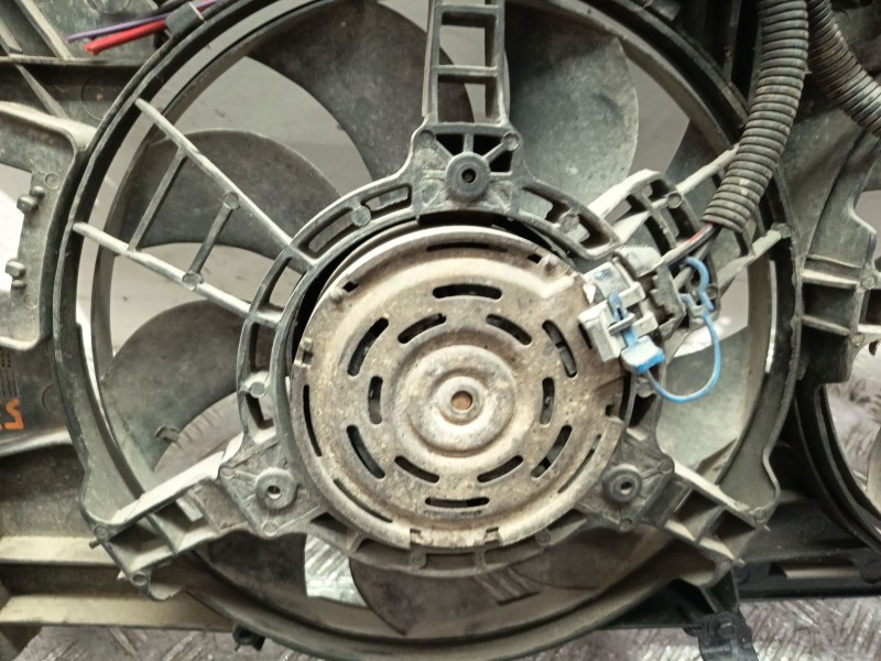 Recambio de electroventilador para fiat doblo furgoneta/monovolumen (223_) 1.3 d multijet referencia OEM IAM 0000051755589  