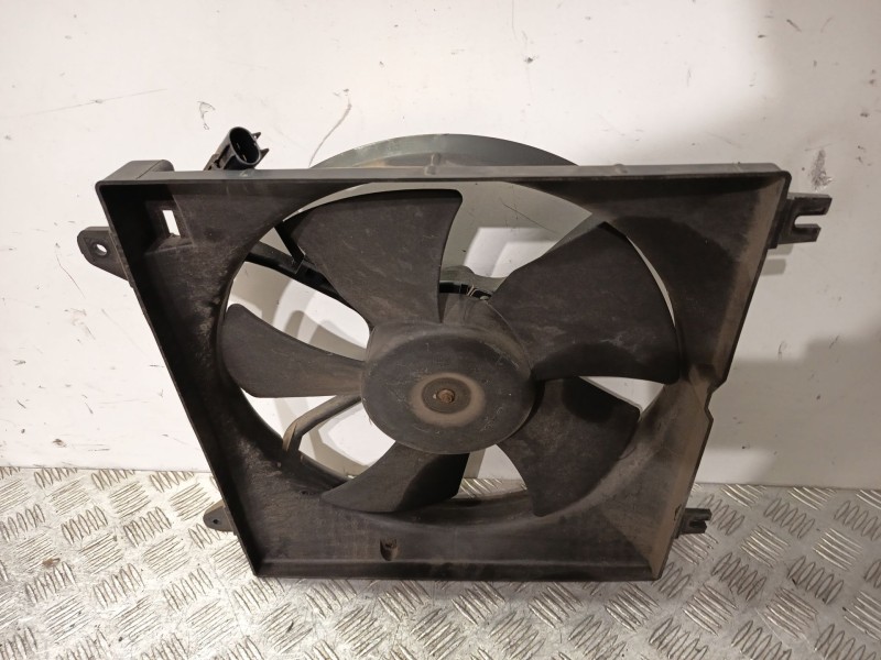 Recambio de electroventilador para chevrolet lacetti (j200) 1.6 referencia OEM IAM 96553364  