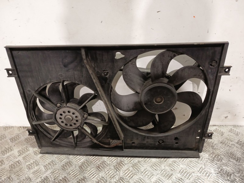 Recambio de electroventilador para volkswagen polo iv (9n_, 9a_) 1.4 16v referencia OEM IAM 600121207F  