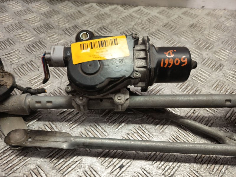 Recambio de motor limpia delantero para nissan leaf (ze1) electric referencia OEM IAM 288103NL0A  