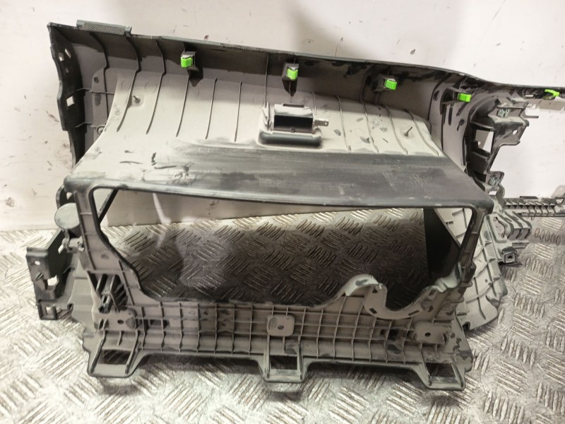 Recambio de moldura para hyundai tucson (tl, tle) 1.6 gdi referencia OEM IAM 84760D7000  