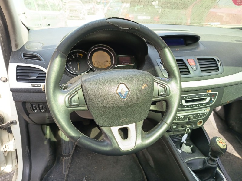 renault megane iii coupé (dz0/1_) del año 2009