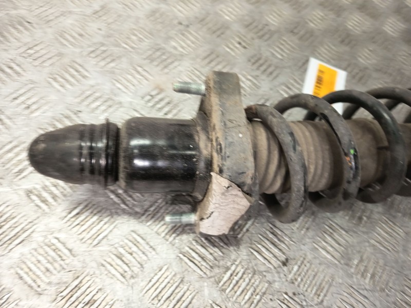 Recambio de amortiguador trasero derecho para dodge caliber 2.0 crd referencia OEM IAM 5105106AE  