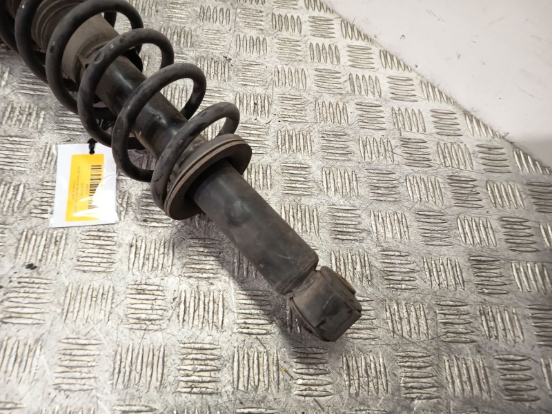 Recambio de amortiguador trasero izquierdo para dodge caliber 2.0 crd referencia OEM IAM 5105106AE  