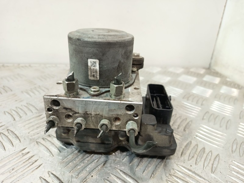 Recambio de abs para nissan leaf (ze1) electric referencia OEM IAM 476605SD3D  