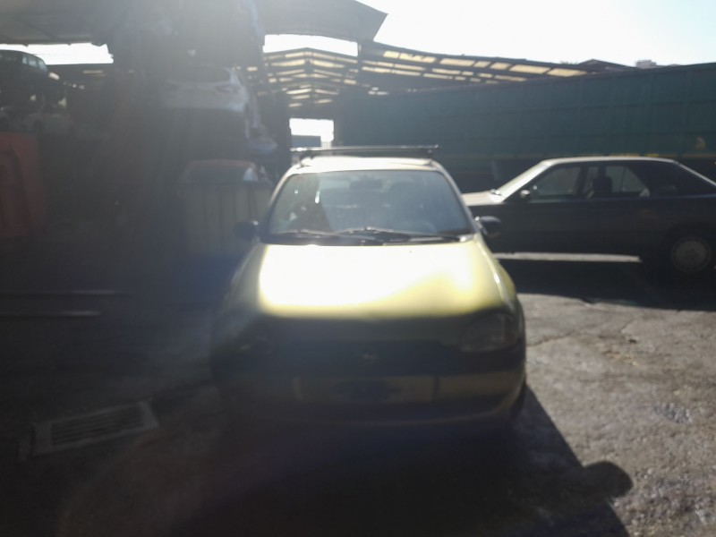 opel corsa b (s93) del año 2000