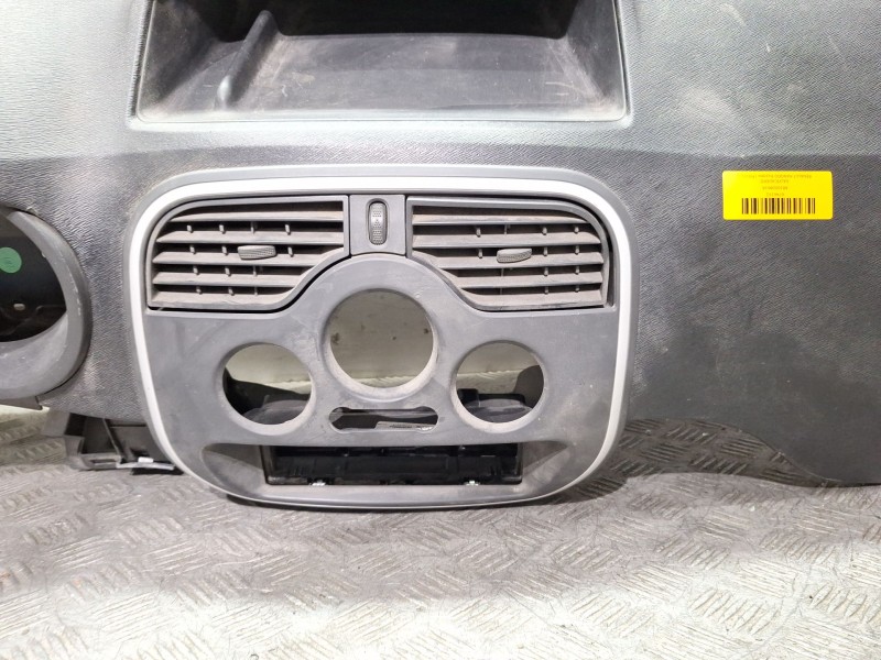 Recambio de salpicadero para renault kangoo express (fw0/1_) z.e. (fw0z, fw1z) referencia OEM IAM 681000861R  