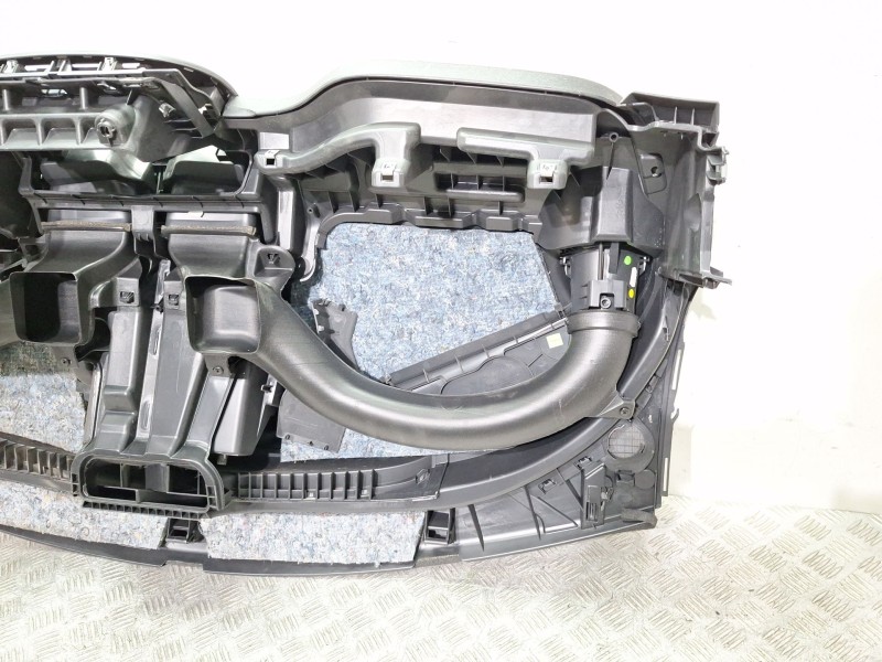 Recambio de salpicadero para renault kangoo express (fw0/1_) z.e. (fw0z, fw1z) referencia OEM IAM 681000861R  