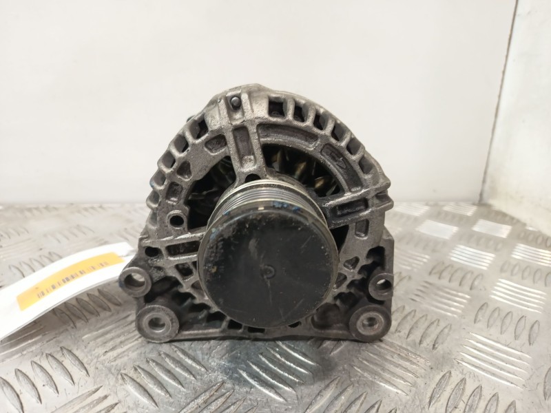 Recambio de alternador para seat ibiza iii (6l1) 1.4 tdi referencia OEM IAM 045903023  
