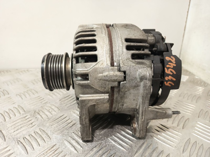 Recambio de alternador para seat ibiza iii (6l1) 1.4 tdi referencia OEM IAM 045903023  