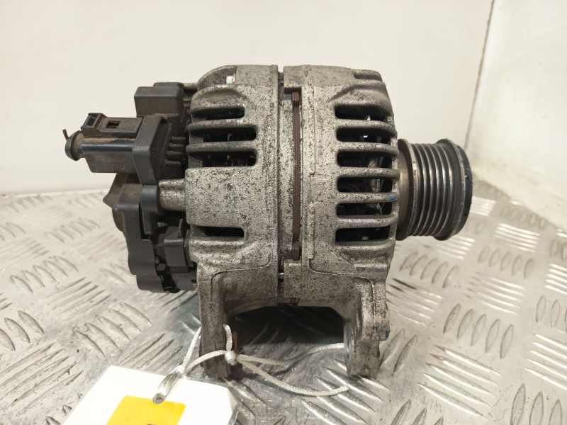 Recambio de alternador para seat ibiza iii (6l1) 1.4 tdi referencia OEM IAM 045903023  