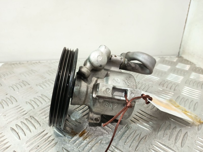 Recambio de bomba direccion para daewoo kalos (klas) 1.4 16v referencia OEM IAM 540415  