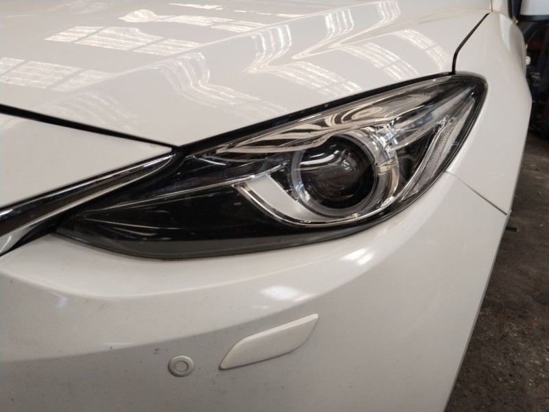 Recambio de faro izquierdo para mazda 3 (bm, bn) 2.2 d referencia OEM IAM BBP2510L0L  
