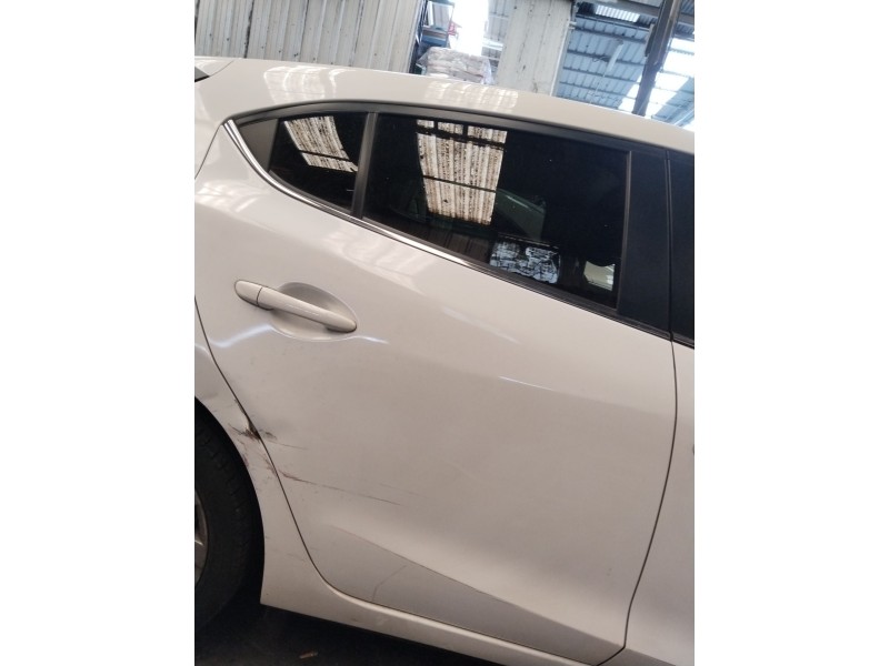 Recambio de puerta trasera derecha para mazda 3 (bm, bn) 2.2 d referencia OEM IAM BBY27202XK  