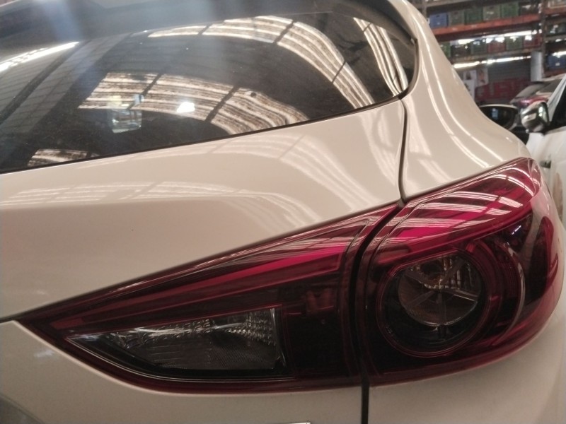 Recambio de piloto trasero derecho para mazda 3 (bm, bn) 2.2 d referencia OEM IAM BBP251150F  